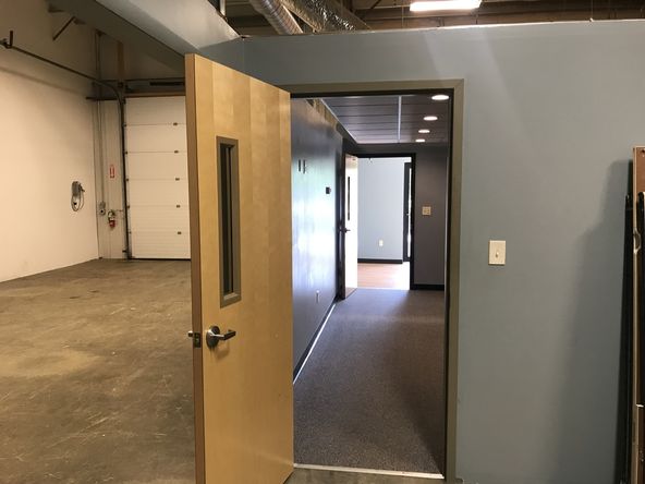 Industrial For Lease: 280 Merrow Rd, Auburn, ME 04210